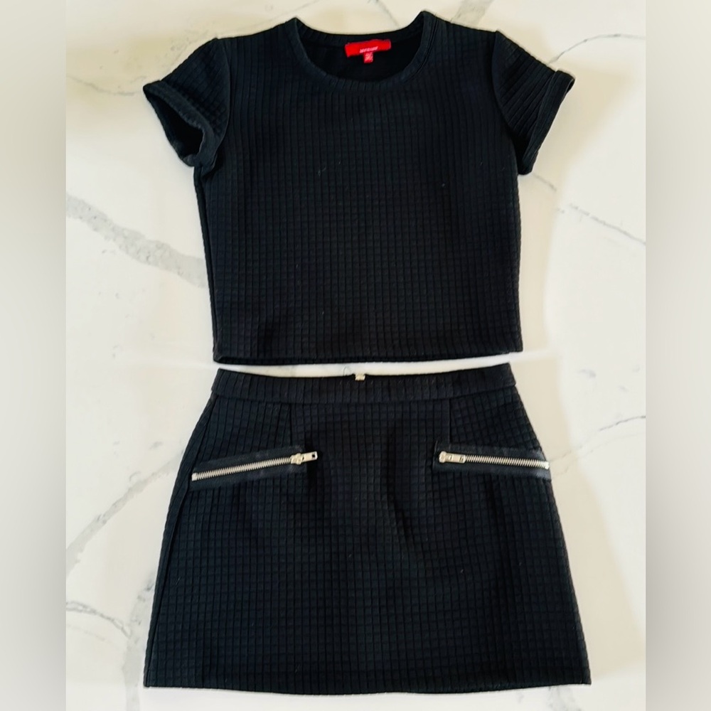 Red by Saks Fifth Avenue matching set